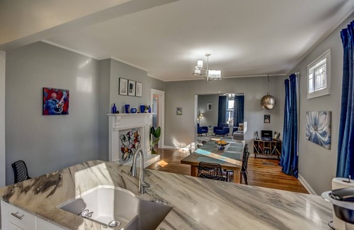Medical District House | Memphis Home of the Blues 5 Star,1mi. to downtown, midtown. Gated, FREE parking