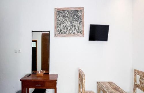Mambal House | Men Bebas Homestay near Ubud Mitra RedDoorz