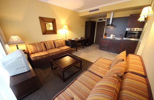 Sunny Beach Hotel | Menada Apartments in Royal Beach Resort