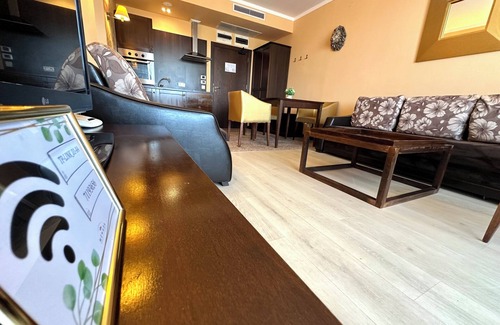 Sunny Beach Hotel | Menada Apartments in Royal Beach Resort