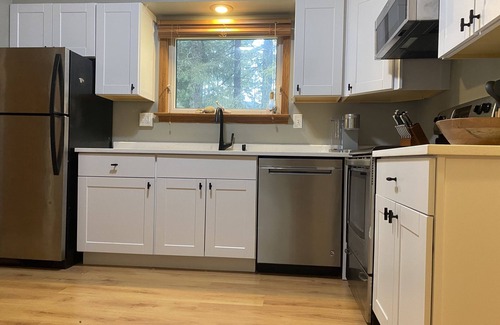 Mendenhall Valley House | Mendenhall Valley Home - CBJ 1000109