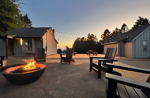 Mendocino House | Mendo Bungalow