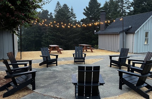 Mendocino House | Mendo Bungalow