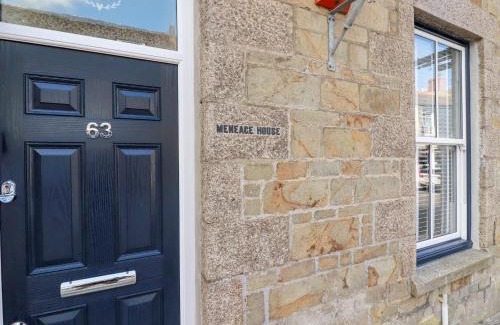 Helston House | Meneage House