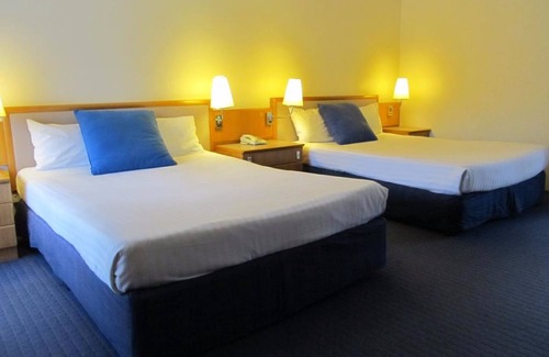 Moama Hotel | Meninya Palms Moama