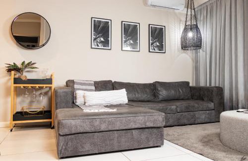 Menlyn Apartment | Menlyn Maine Luxury Apartments - Penthouse 1217