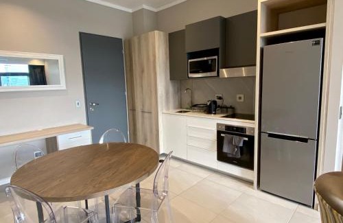 Menlyn Apartment | Menlyn Maine Trilogy 11th Floor
