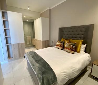 Menlyn Apartment | Menlyn Maine Trilogy 11th Floor