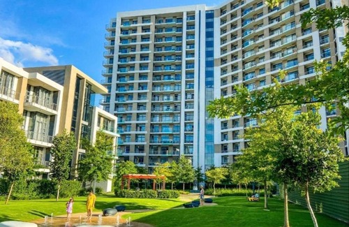 Menlyn Apartment | Menlyn Maine Trilogy Apartment 808