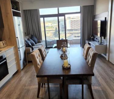Menlyn Apartment | Menlyn Maine Trilogy Apartment 509