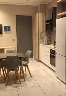 Menlyn Apartment | Menlyn Maine Trilogy Apartment 1010