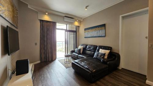 Menlyn Apartment | Menlyn Maine Unit 1421