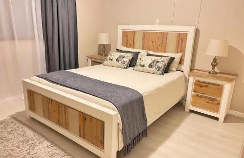 Menlyn Apartment | Menlyn Place 203