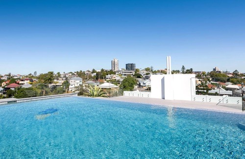 South Brisbane Apartment | Menso at South Bank