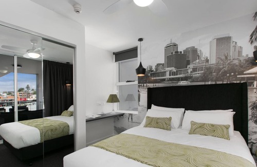 South Brisbane Apartment | Menso at South Bank