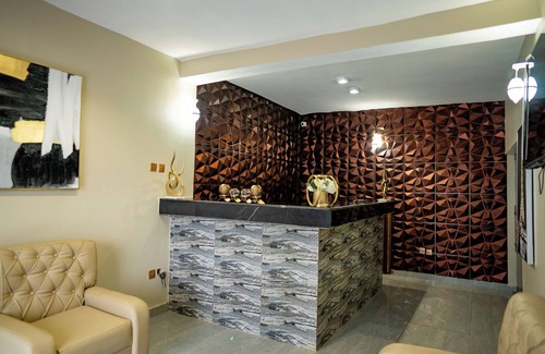 Benin City Hotel | MEOLINOL HOTEL
