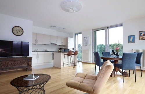 Merano Boat Rental | Merano Center Comfortable holiday residence