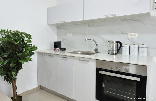 Migdal Apartment | MeravSuite