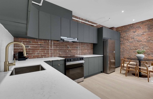 Cite Multimedia Apartment | Mercer-2 Bedrooms 2bath- Free parking