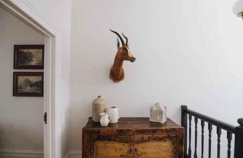 Geelong Apartment | Merchant on Malop - Luxe City Escape