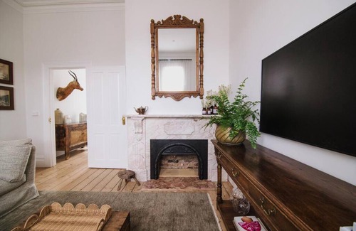 Geelong Apartment | Merchant on Malop - Luxe City Escape