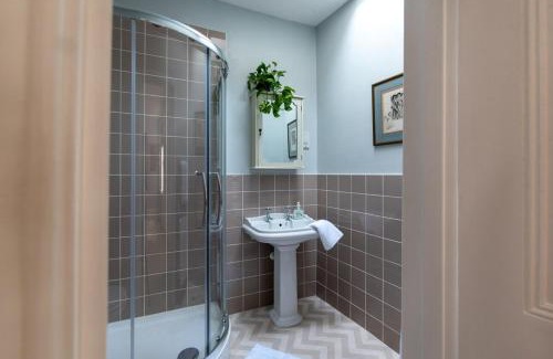 Frome House | Merchants Town House - Catherine Hill