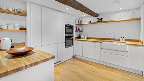 Winchcombe Villa | Mercia House