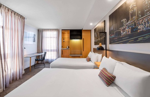 Brisbane Central Business District Hotel | Mercure Brisbane King George Square
