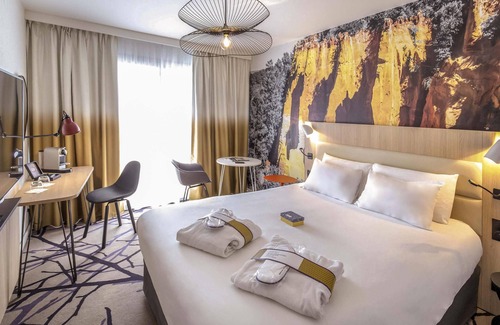 Cavaillon Hotel | Mercure Cavaillon Hotel