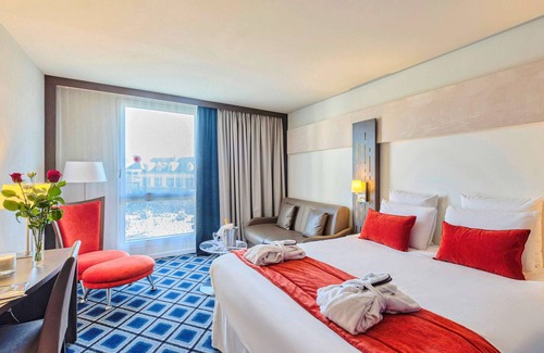 Chartres Hotel | Mercure Chartres Centre Cathédrale