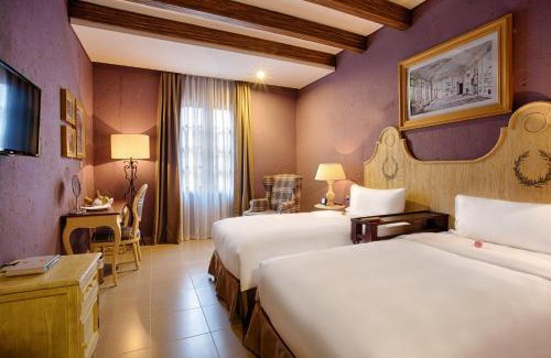 Ngo Quyen Hotel | Mercure DaNang Village Ba Na hills