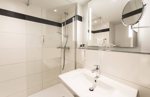 Hassels Hotel | Mercure Hotel Düsseldorf Süd