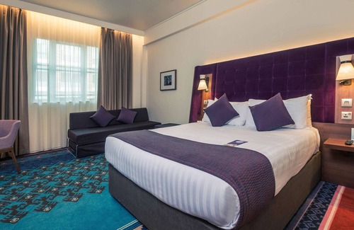 Cathedrals Hotel | Mercure London Bridge