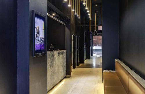 Melbourne Central Business District Hotel | Mercure Melbourne Therry Street