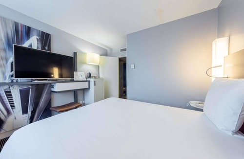 Quartier Atlantis Hotel | Mercure Paris Massy Gare TGV