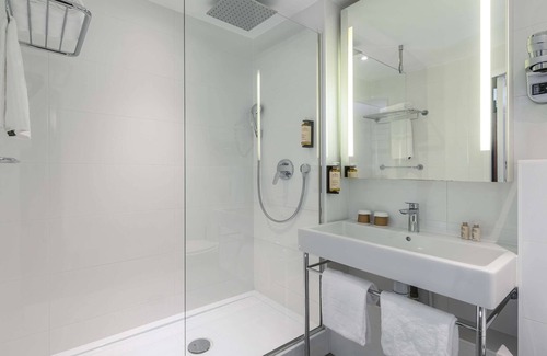 Saint-Lambert Hotel | Mercure Paris Montparnasse Pasteur