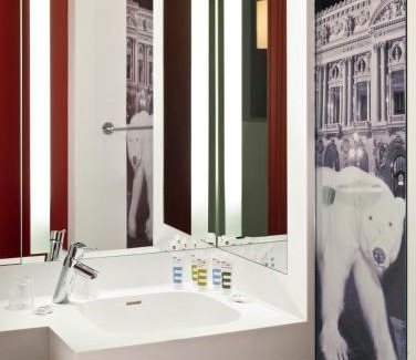 Vivienne Hotel | Mercure Paris Opera Louvre