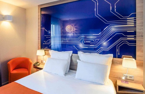 Chasseneuil-du-Poitou Hotel | Mercure Poitiers Site du Futuroscope Hotel