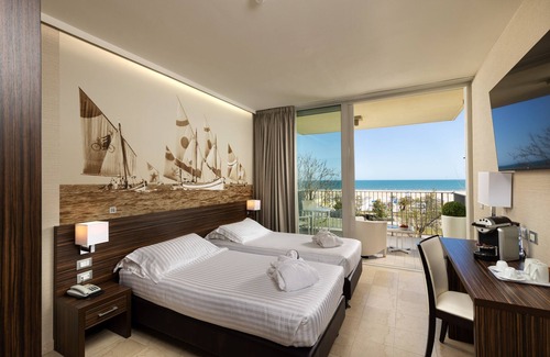 Marina Centro Hotel | Mercure Rimini Lungomare