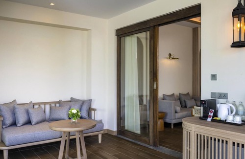 Chaweng City Center Hotel | Mercure Samui Chaweng Tana Hotel