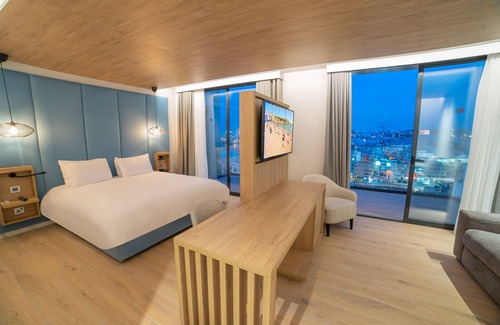 Paceville Hotel | Mercure St. Julian's Malta