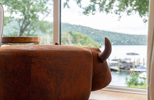 Bowness-on-Windermere Cabin | Mere Lodge - Lakefront Lodge with breathtaking views
