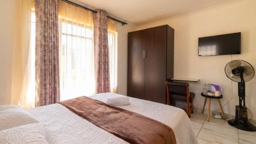 Greater Johannesburg Metropolitan Area House | Meredale Lodge