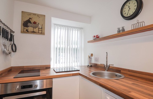 Banff Cottage | MEREDITH COTTAGE, pet friendly, country holiday cottage in Banff