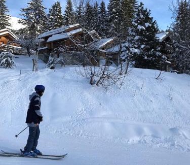 Meribel Ski Chalet | Meribel Altitude1600 chalet 6 personnes en pleine nature au milieu des pistes