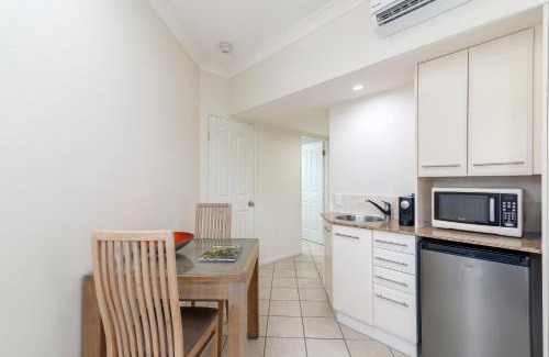 Port Douglas Apartment | Meridian at Port Douglas - Adults Only