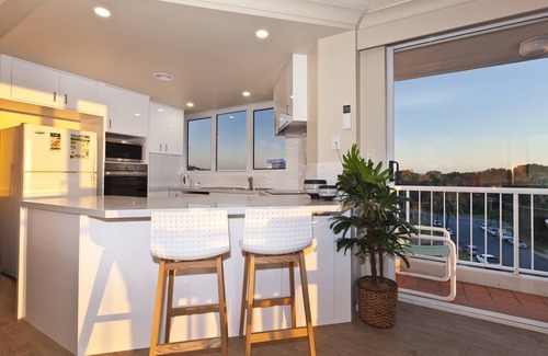 Coolangatta Apartment | Meridian Tower