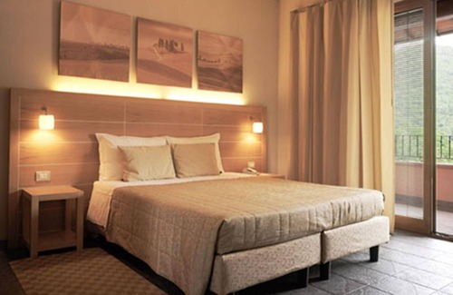 Calenzano Hotel | Meridiana Country Hotel