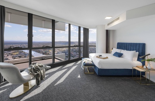 Brisbane Central Business District Apartment | Meriton Suites Herschel Street, Brisbane