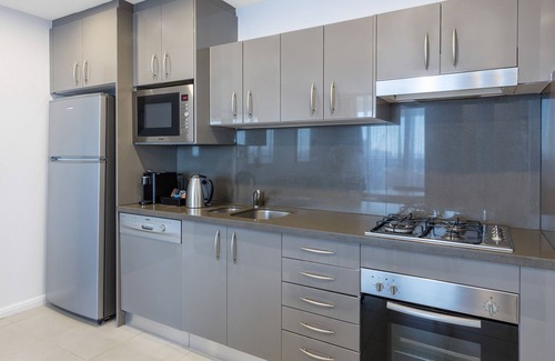 Sydney Central Business District Apartment | Meriton Suites Kent Street, Sydney